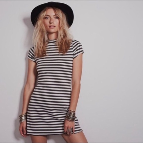 Free People Dresses & Skirts - Last chance! Free people on the line dress